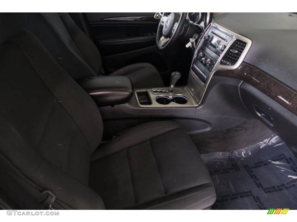 2012 Grand Cherokee Laredo - Bright Silver Metallic / Black photo #20