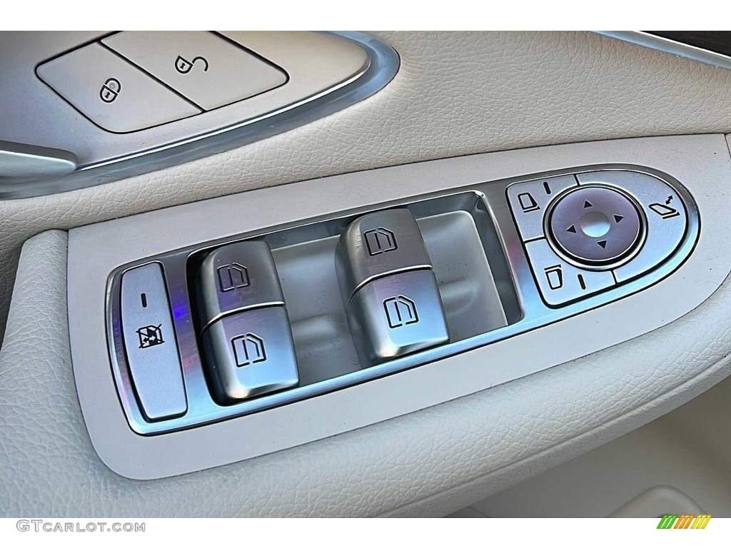 2022 Mercedes-Benz GLC 300 Silk Beige Door Panel Photo #146056449