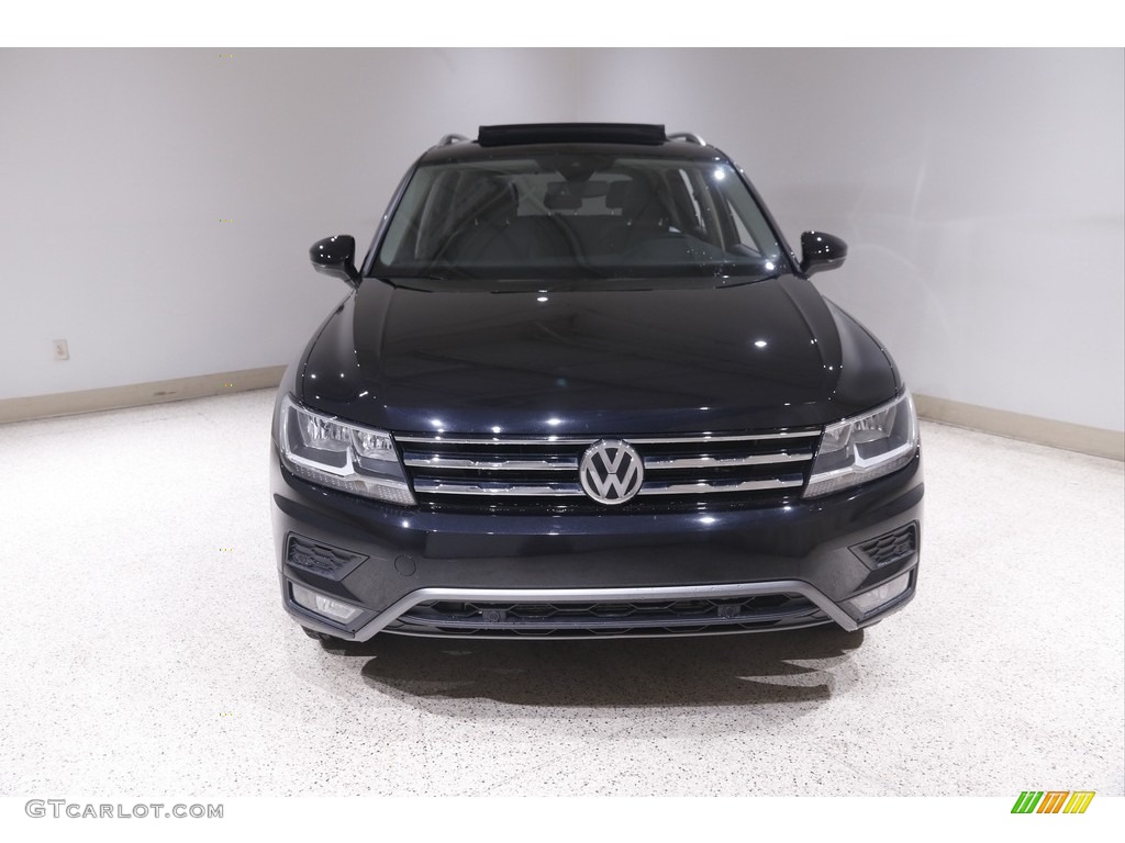 2020 Tiguan SEL 4MOTION - Deep Black Pearl / Titan Black photo #2