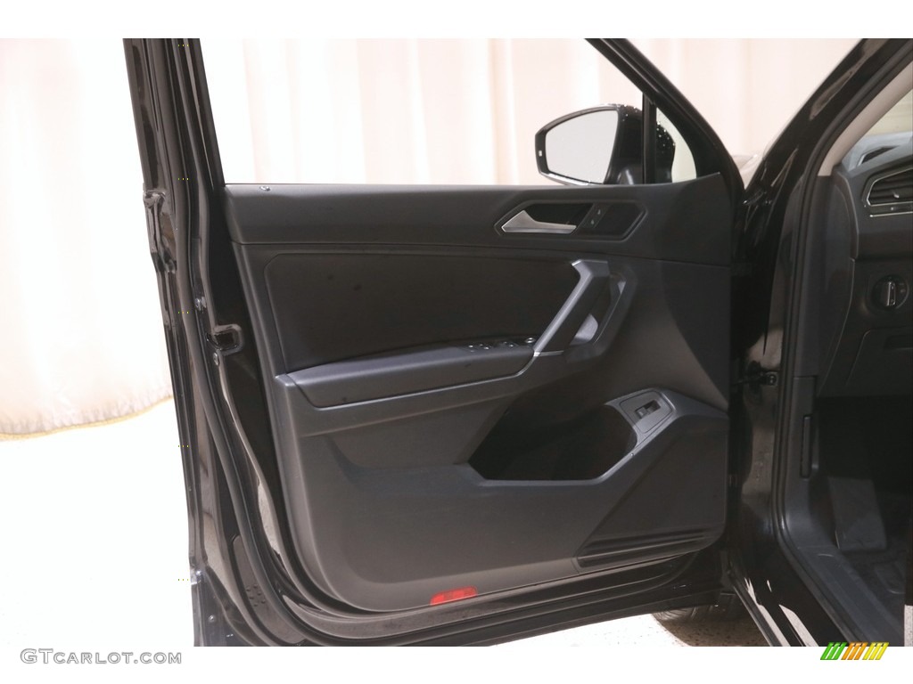 2020 Tiguan SEL 4MOTION - Deep Black Pearl / Titan Black photo #4