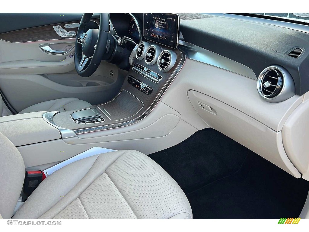 2022 Mercedes-Benz GLC 300 Silk Beige Dashboard Photo #146056578