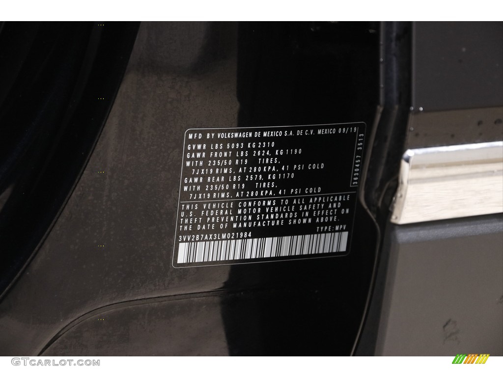 2020 Tiguan SEL 4MOTION - Deep Black Pearl / Titan Black photo #22