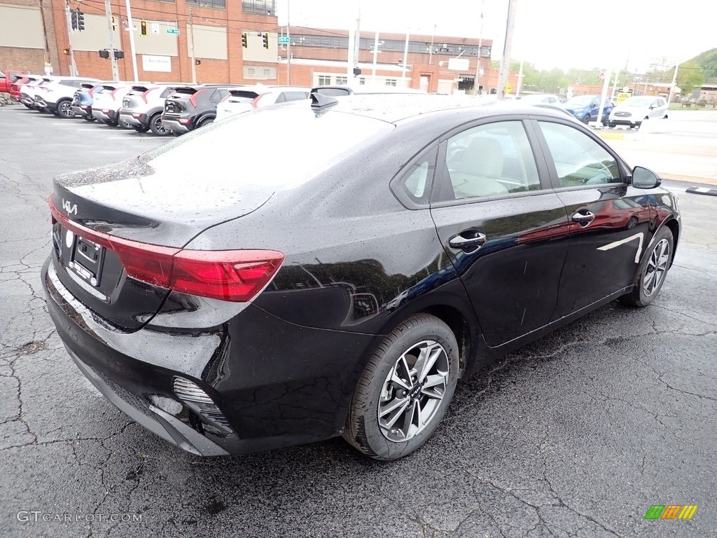 2023 Forte LXS - Aurora Black / Black photo #8