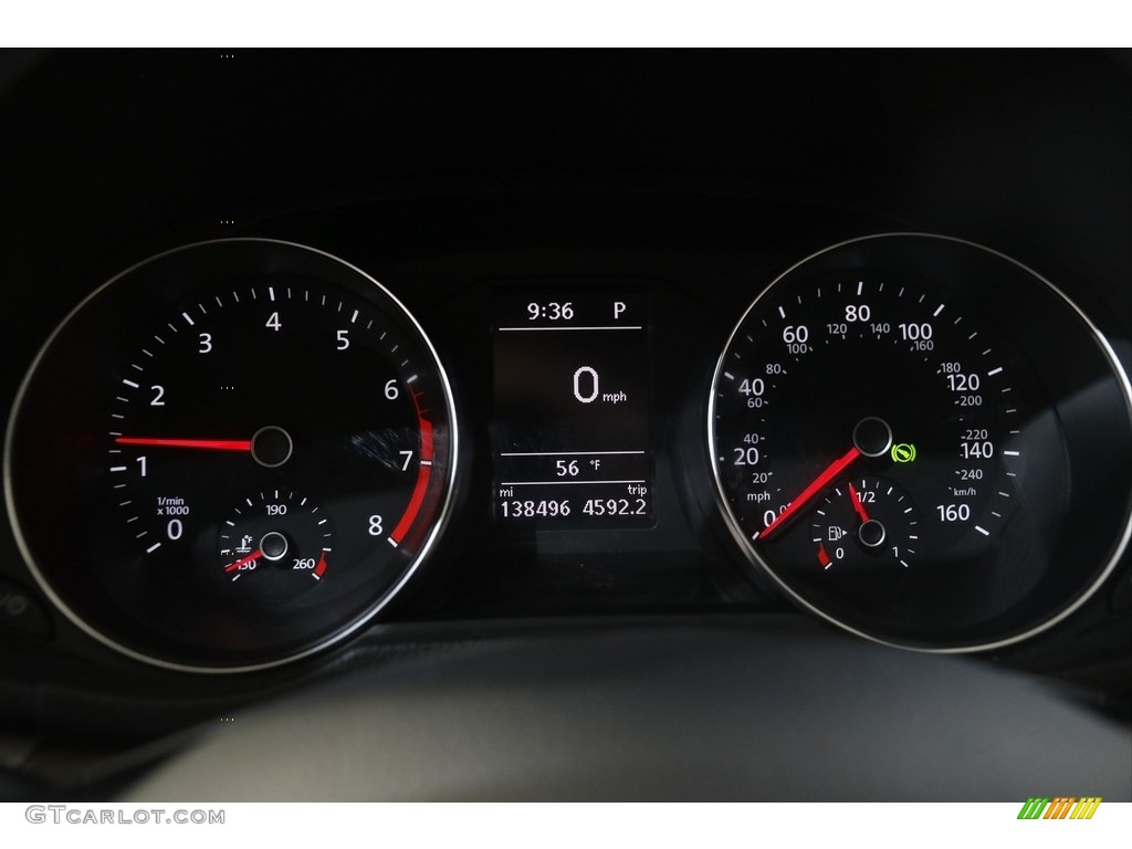 2016 Volkswagen Passat SE Sedan Gauges Photos