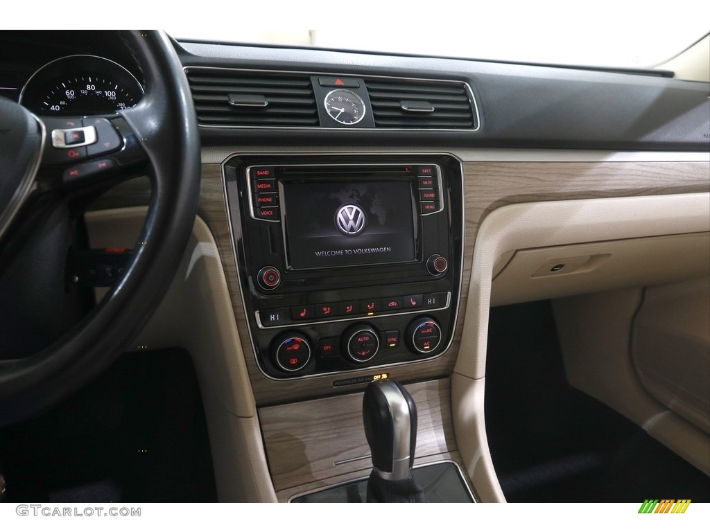 2016 Passat SE Sedan - Black / Cornsilk Beige photo #9