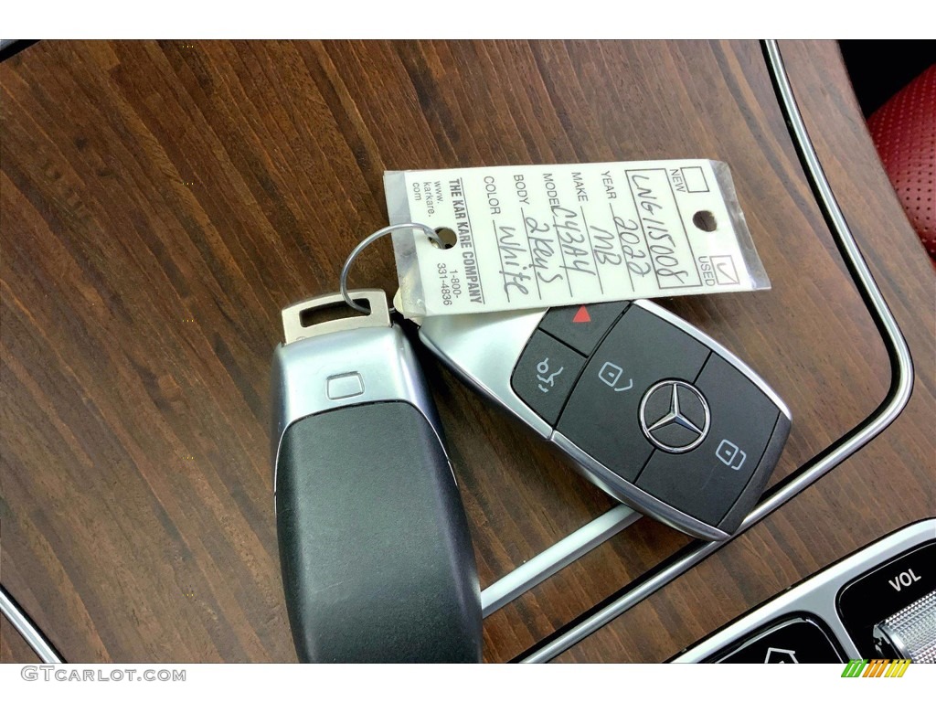2022 Mercedes-Benz C AMG 43 4Matic Cabriolet Keys Photos