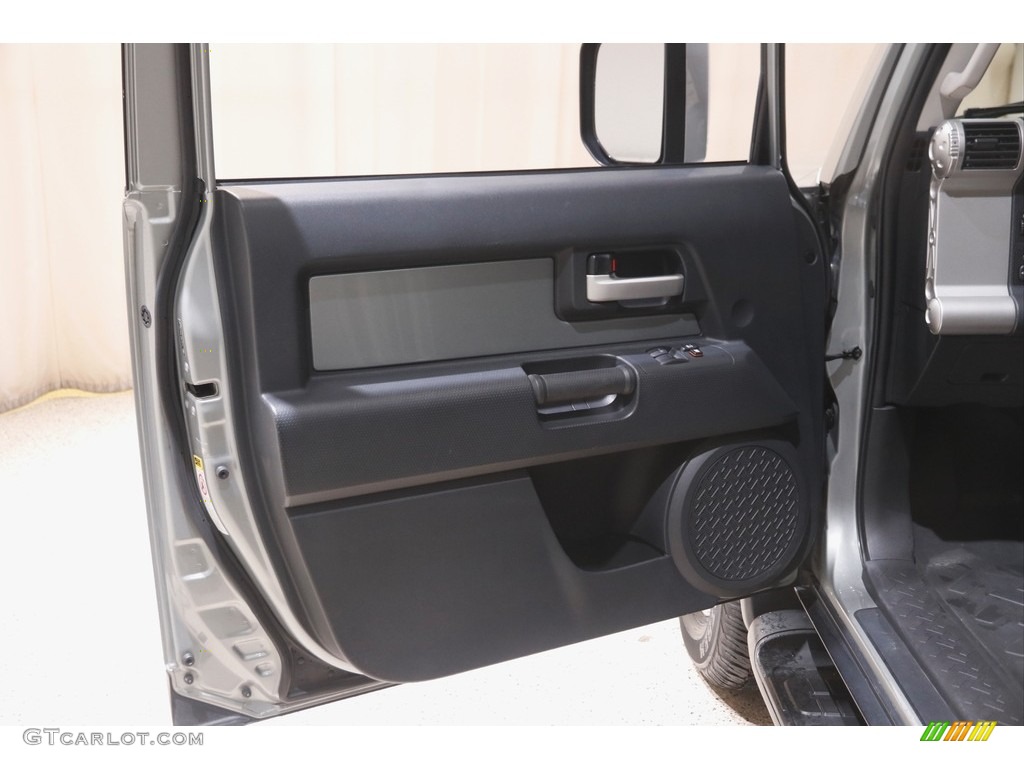 2010 FJ Cruiser 4WD - Silver Fresco Metallic / Dark Charcoal photo #4