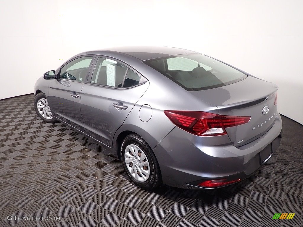 2019 Elantra SE - Machine Gray / Black photo #12