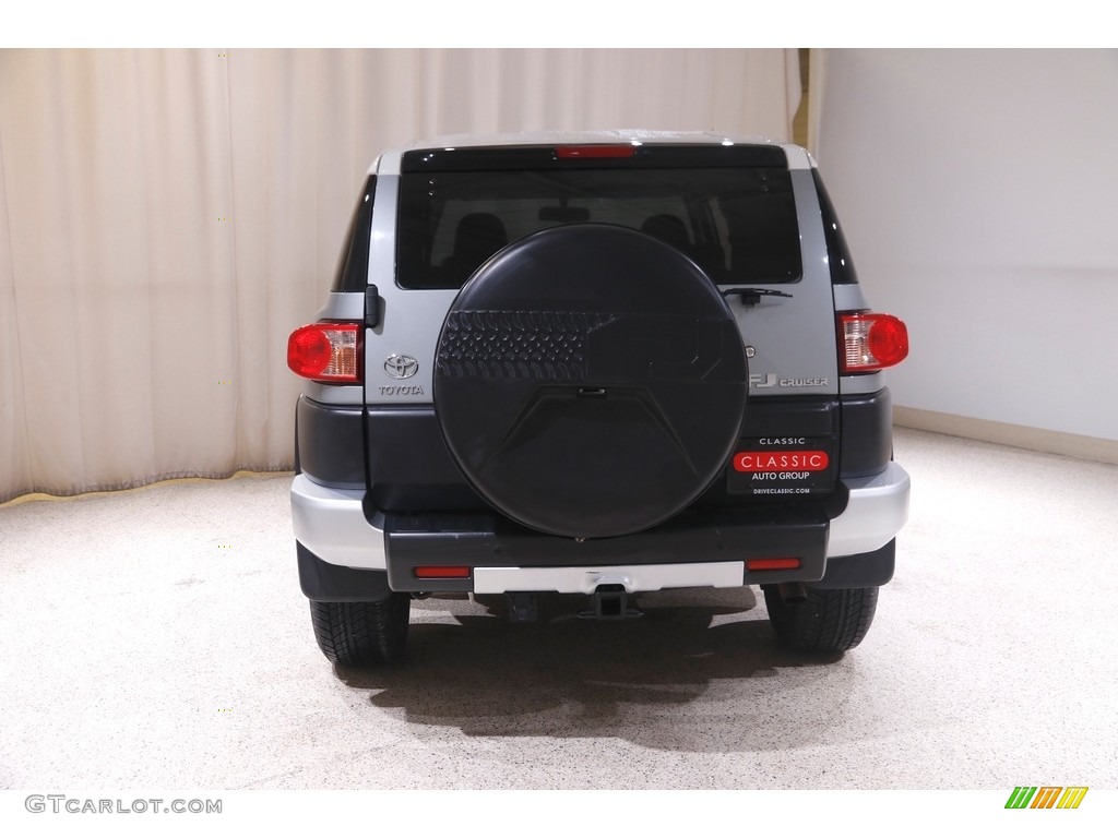 2010 FJ Cruiser 4WD - Silver Fresco Metallic / Dark Charcoal photo #18