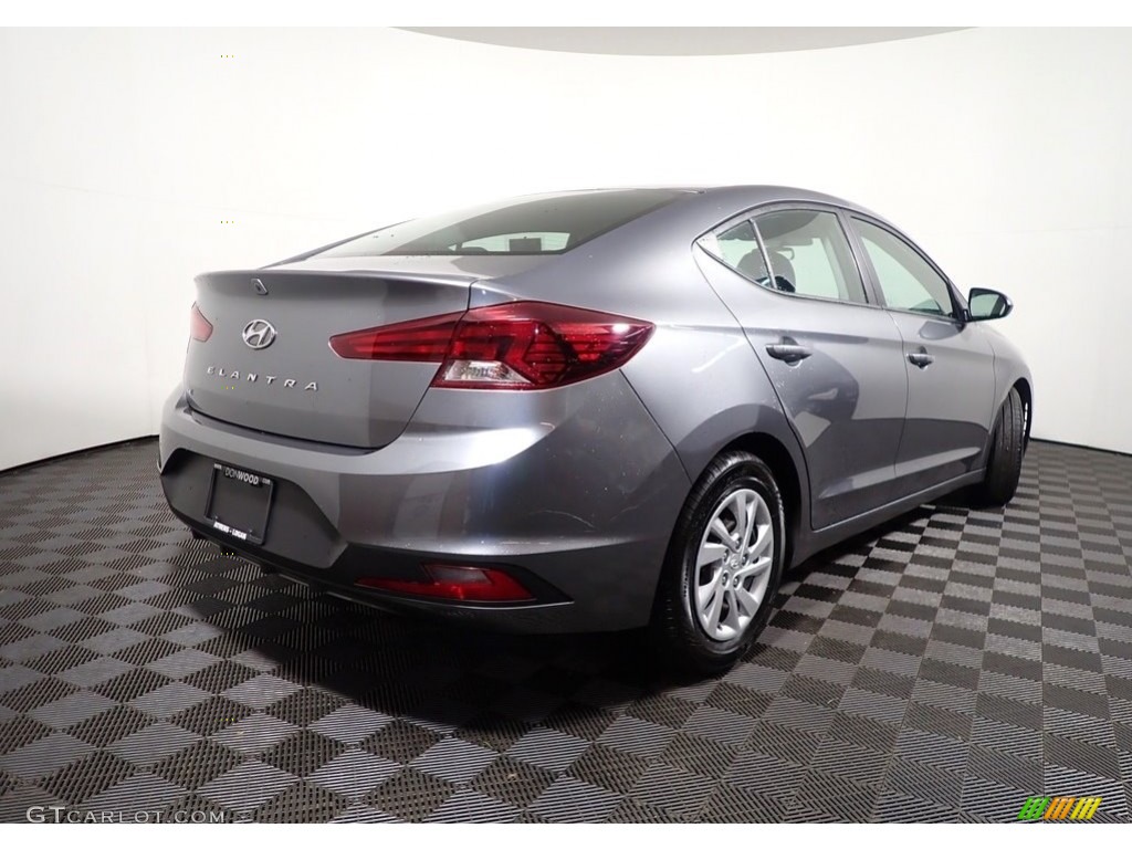 2019 Elantra SE - Machine Gray / Black photo #16
