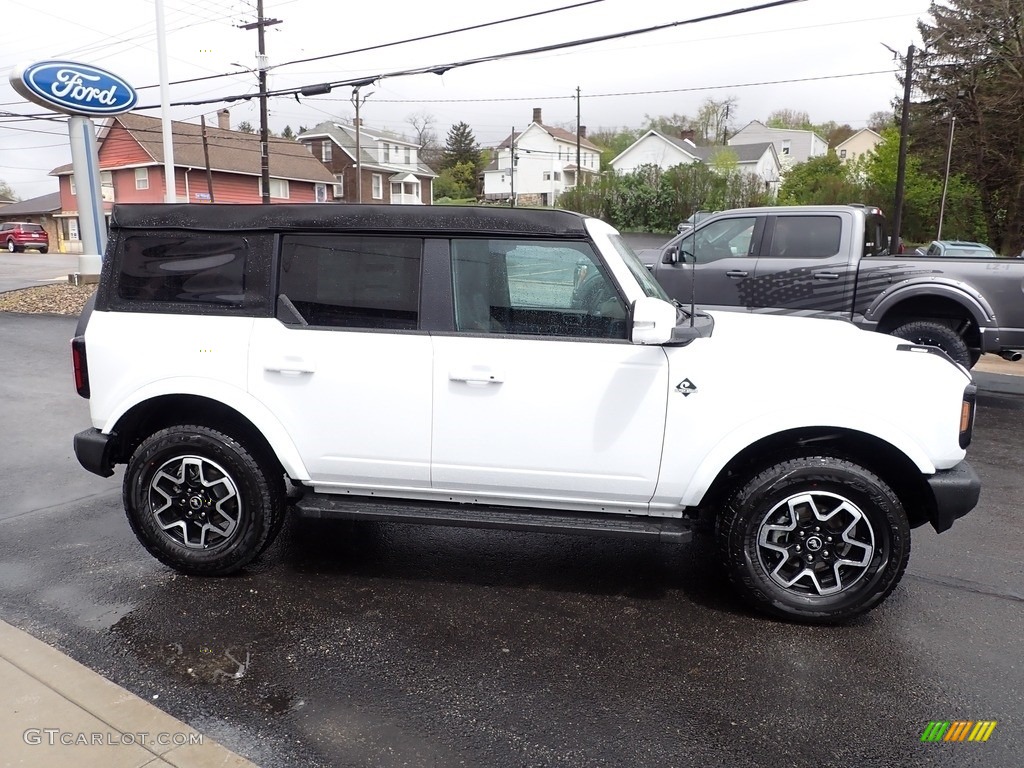 Oxford White 2023 Ford Bronco Outer Banks 4X4 4-Door Exterior Photo #146058224