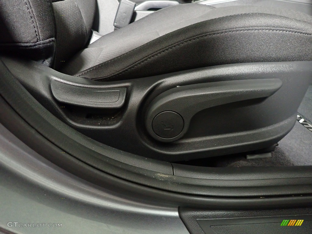 2019 Elantra SE - Machine Gray / Black photo #38