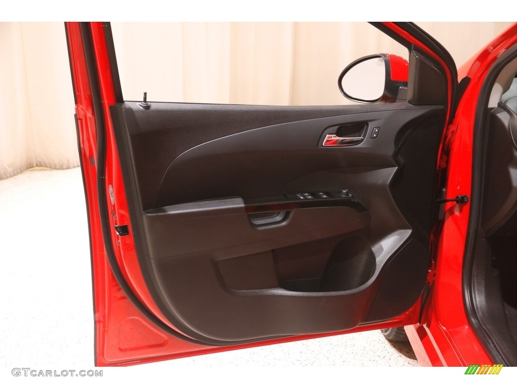 2020 Sonic LT Hatchback - Red Hot / Jet Black photo #4