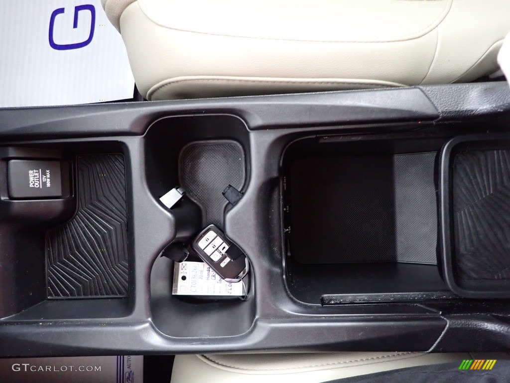 2018 CR-V Touring AWD - White Diamond Pearl / Ivory photo #24