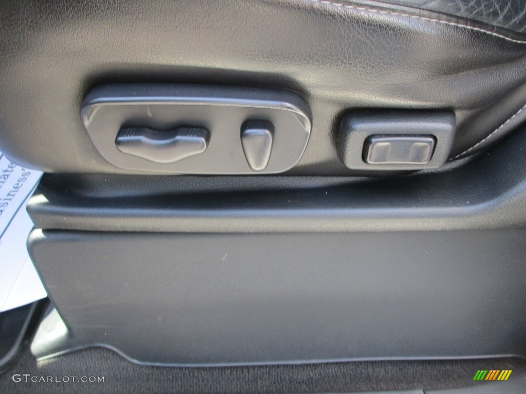 2015 Nissan Armada Platinum 4x4 Front Seat Photo #146060688