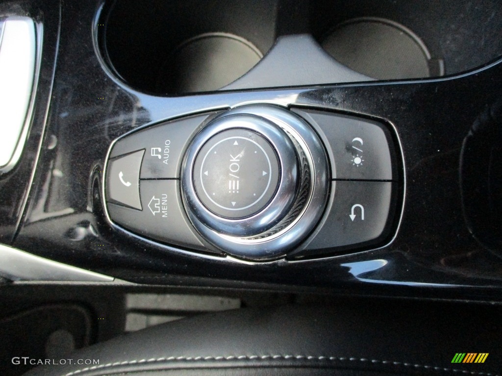 2018 Infiniti QX30 Premium AWD Controls Photo #146061255