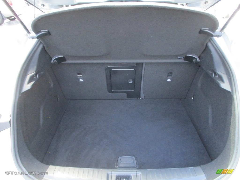 2018 Infiniti QX30 Premium AWD Trunk Photos
