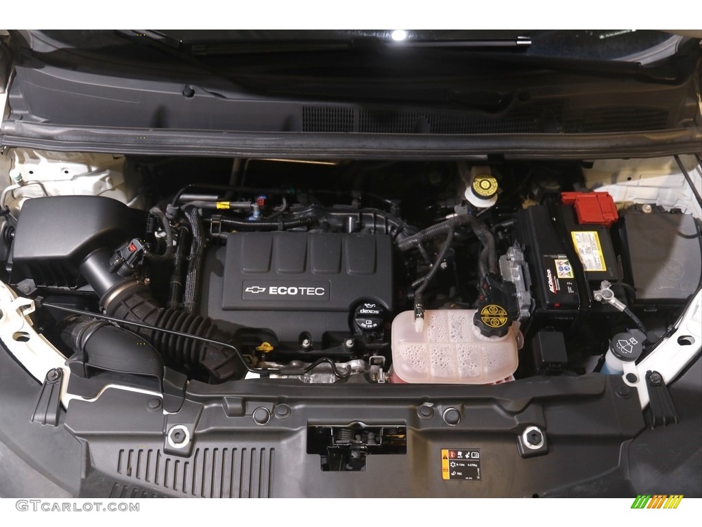 2020 Trax LT - Summit White / Jet Black photo #18