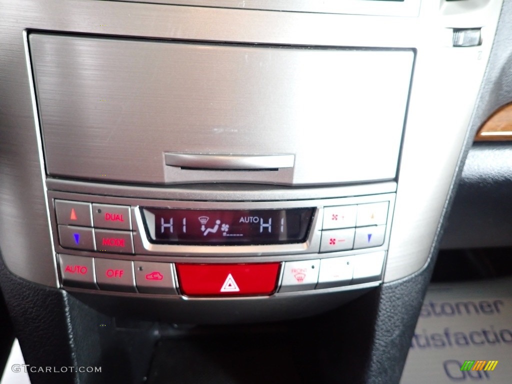2013 Outback 2.5i Limited - Graphite Gray Metallic / Off Black Leather photo #20