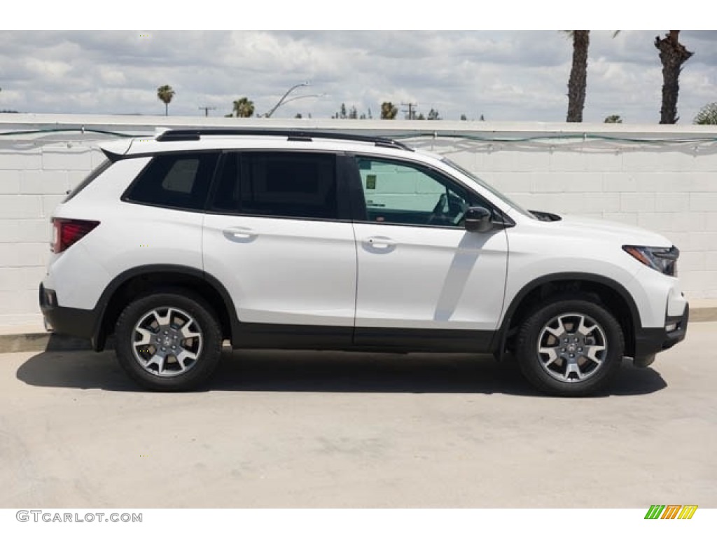 Platinum White Pearl 2023 Honda Passport Trailsport AWD Exterior Photo #146063241