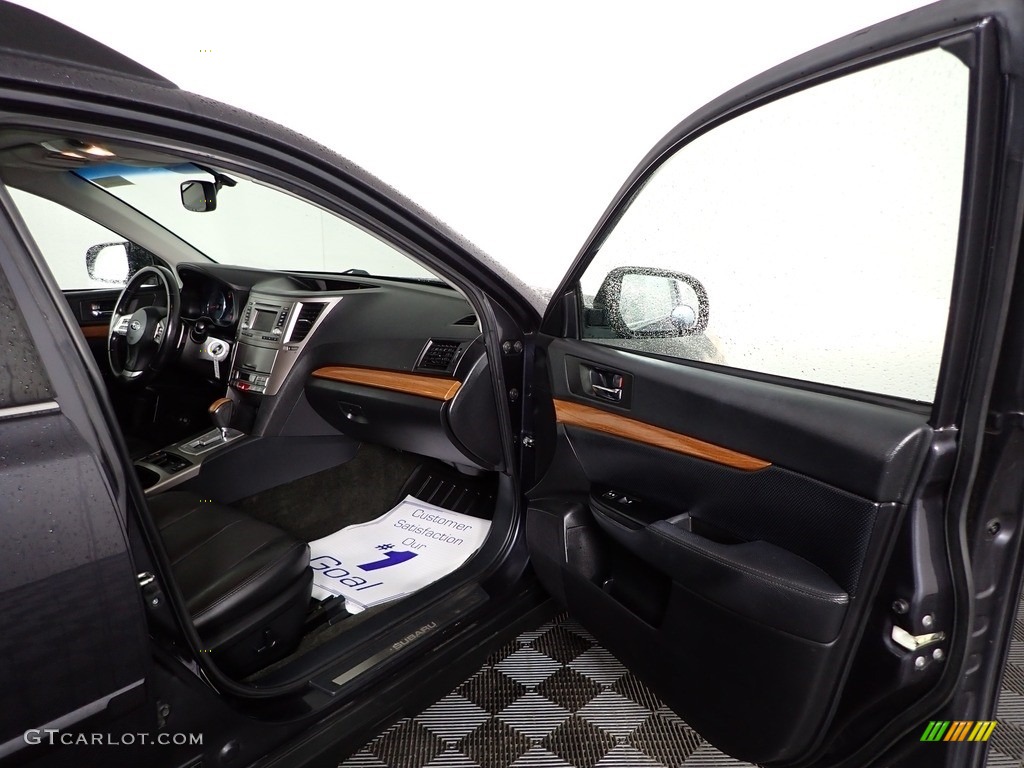 2013 Outback 2.5i Limited - Graphite Gray Metallic / Off Black Leather photo #28