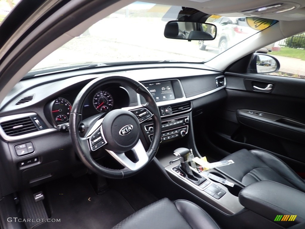 2020 Optima Special Edition - Black / Black photo #13