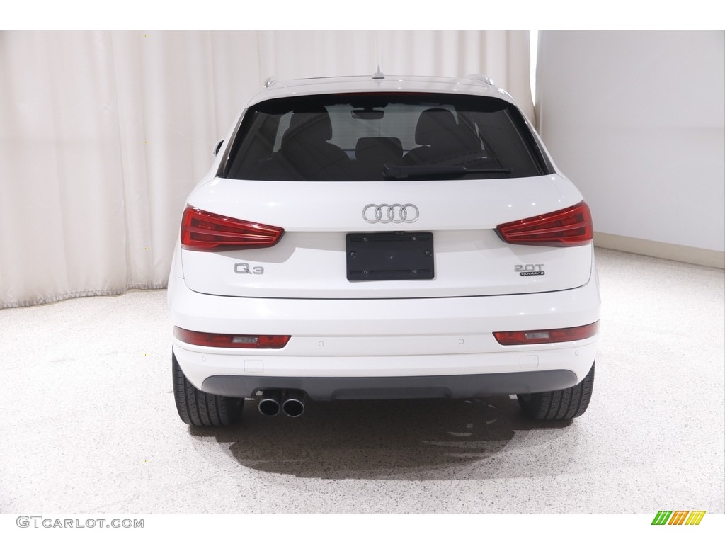 2018 Q3 2.0 TFSI Premium Plus - Glacier White Metallic / Black photo #19