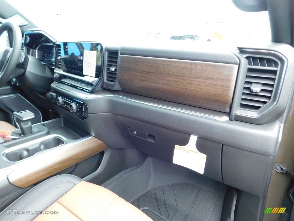 2023 Chevrolet Silverado 1500 High Country Crew Cab 4x4 Dashboard Photos
