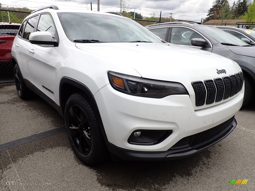 2020 Cherokee Altitude 4x4 - Bright White / Black photo #4
