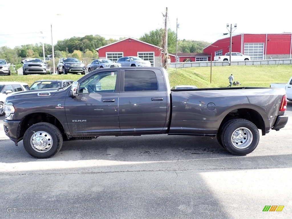 2023 3500 Laramie Crew Cab 4x4 - Granite Crystal Metallic / Black photo #2