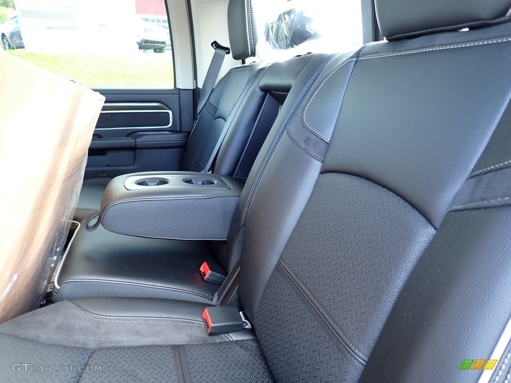 2023 3500 Laramie Crew Cab 4x4 - Granite Crystal Metallic / Black photo #12