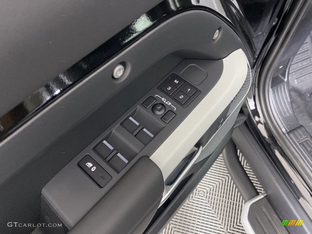 2023 Land Rover Defender 110 SE Ebony Door Panel Photo #146067266