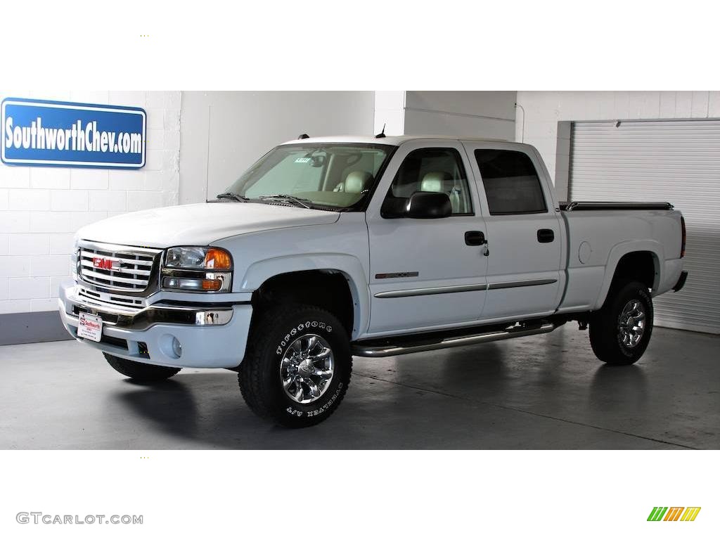 Summit White GMC Sierra 2500HD