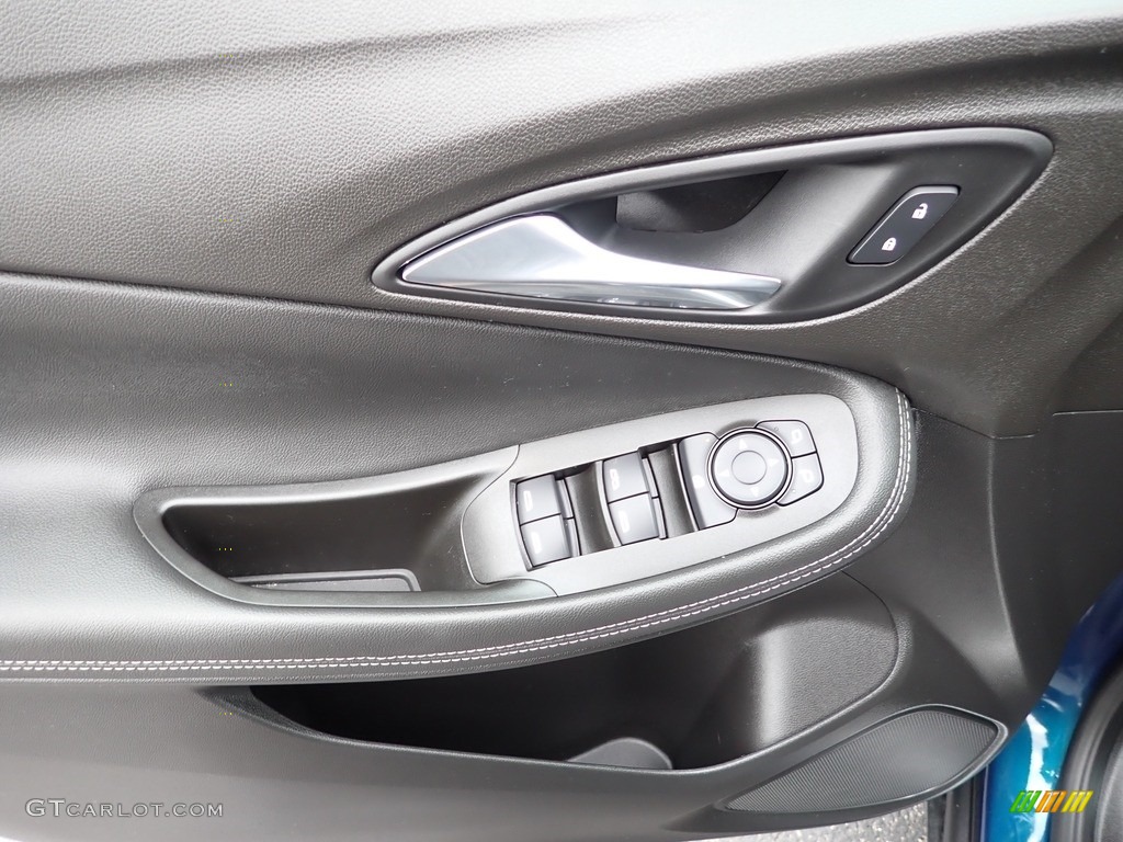 2020 Buick Encore GX Select Door Panel Photos