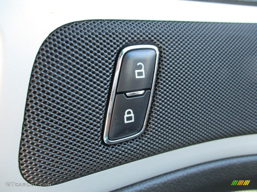 2015 Explorer XLT 4WD - Tuxedo Black / Charcoal Black photo #20