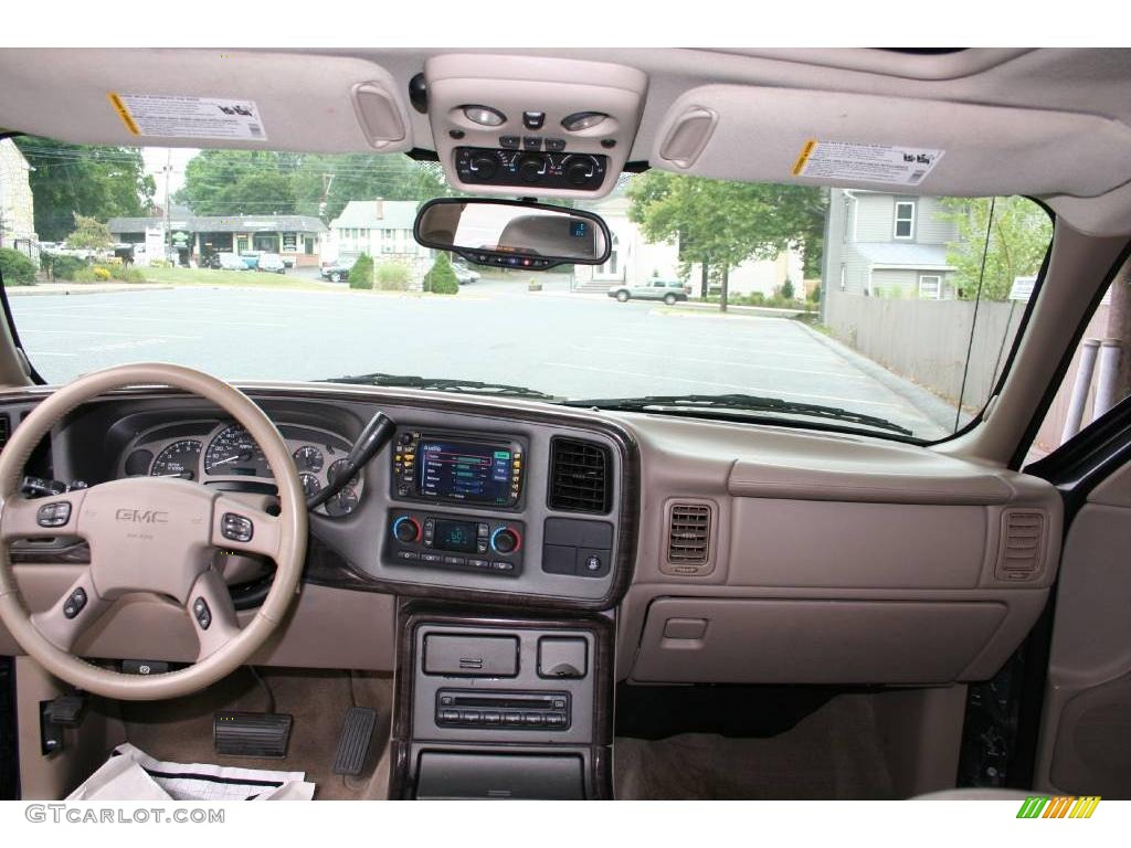 2004 Yukon XL Denali AWD - Onyx Black / Sandstone photo #18