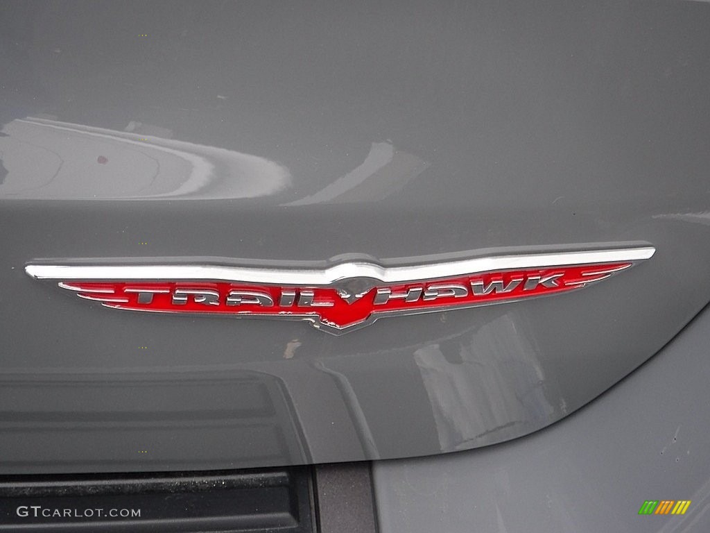 2020 Grand Cherokee Trackhawk 4x4 - Sting-Gray / Ruby Red/Black photo #11