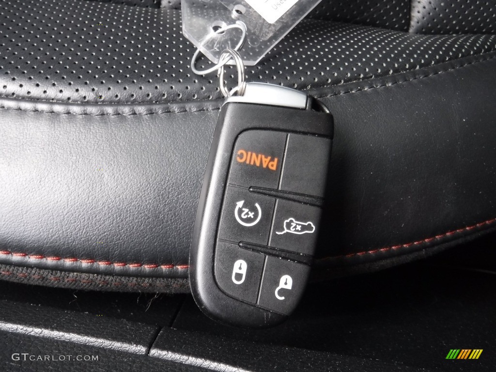 2020 Grand Cherokee Trackhawk 4x4 - Sting-Gray / Ruby Red/Black photo #41