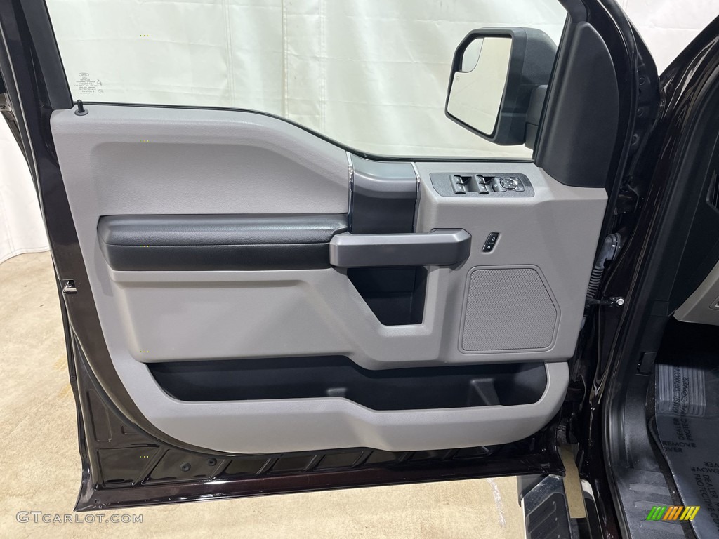 2019 F150 XLT SuperCrew 4x4 - Magma Red / Earth Gray photo #20
