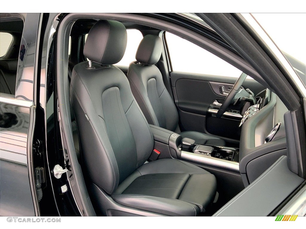 2021 GLA 250 - Cosmos Black Metallic / Black photo #6