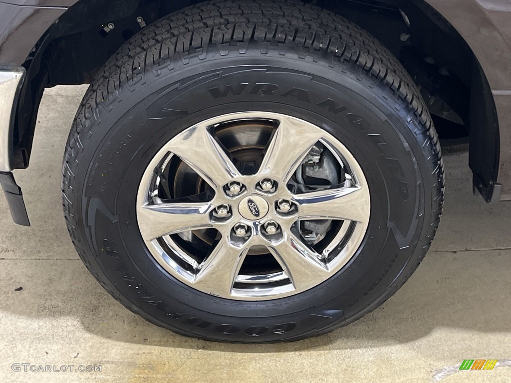 2019 F150 XLT SuperCrew 4x4 - Magma Red / Earth Gray photo #30