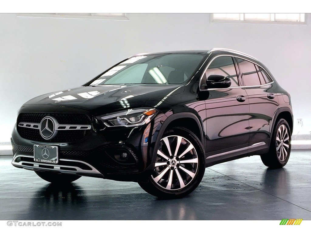 2021 GLA 250 - Cosmos Black Metallic / Black photo #12