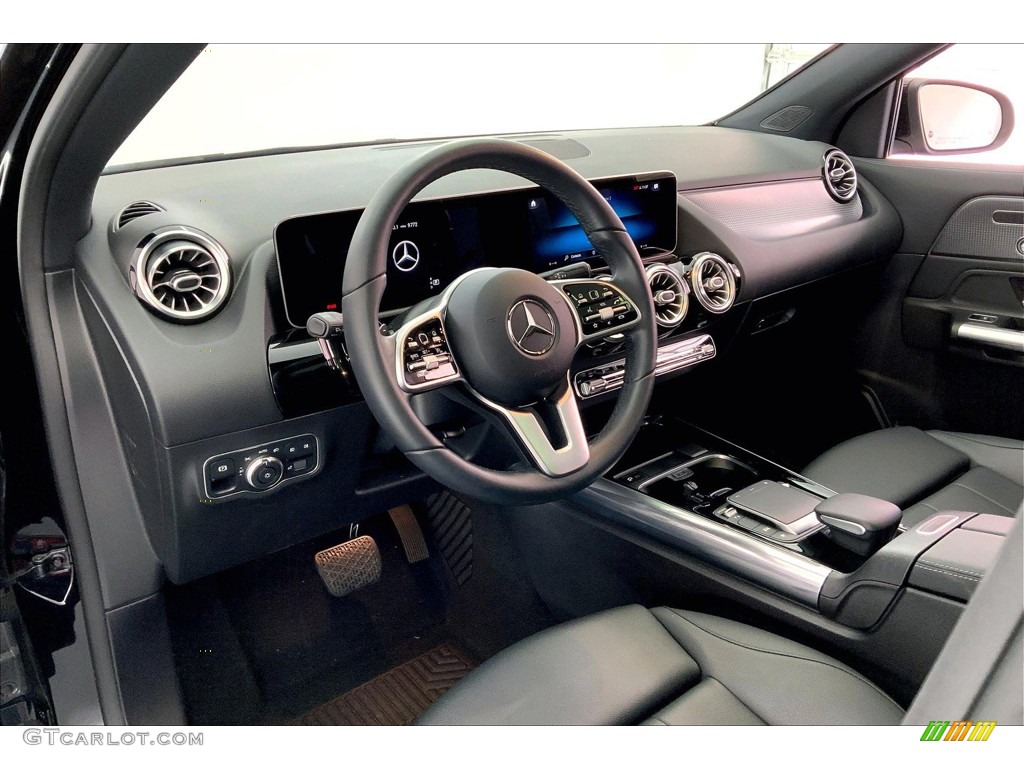2021 GLA 250 - Cosmos Black Metallic / Black photo #14