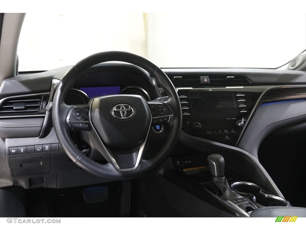 2019 Camry XLE - Galactic Aqua Mica / Black photo #6