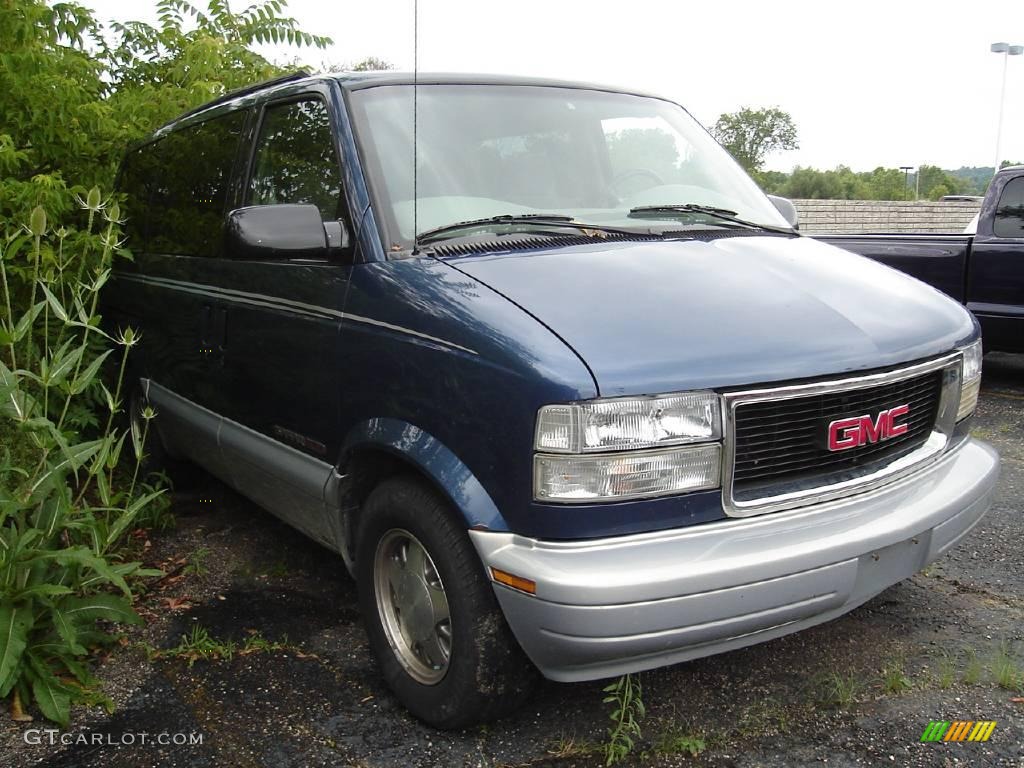 1999 Safari SL AWD - Cadet Blue Metallic / Neutral photo #4