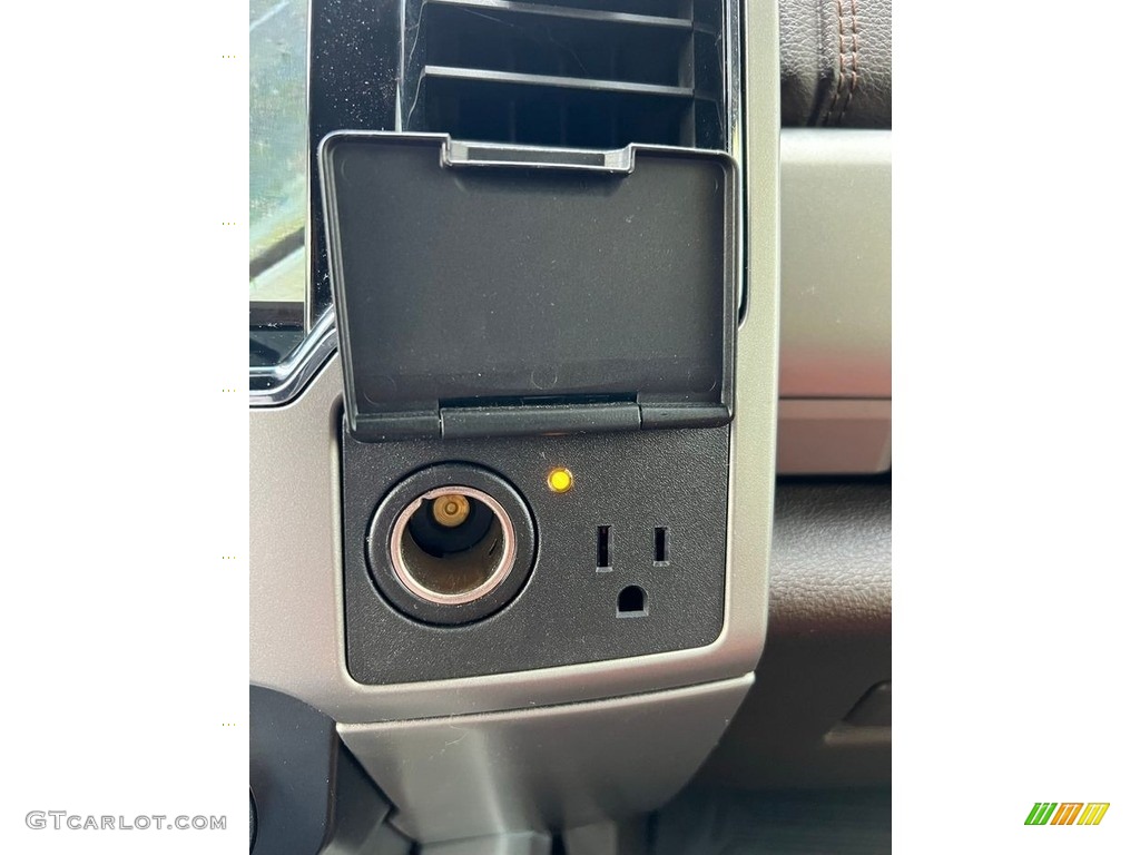 2022 F350 Super Duty King Ranch Crew Cab 4x4 - Antimatter Blue / Kingsville Antique/Java photo #24