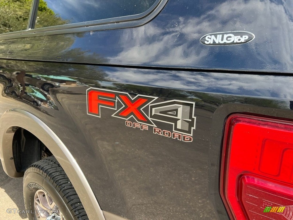 2022 F350 Super Duty King Ranch Crew Cab 4x4 - Antimatter Blue / Kingsville Antique/Java photo #25