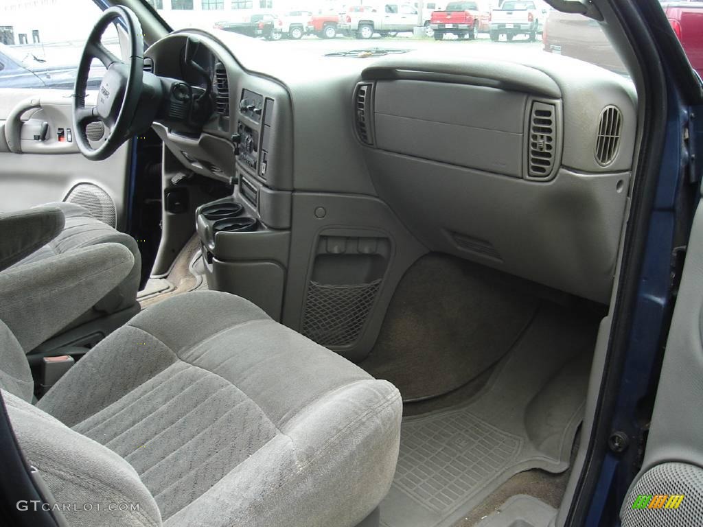 1999 Safari SL AWD - Cadet Blue Metallic / Neutral photo #14