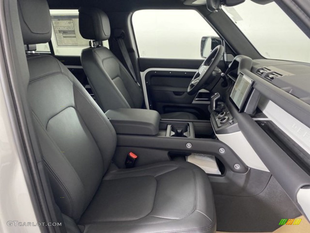 2023 Defender 110 SE - Fuji White / Ebony photo #3