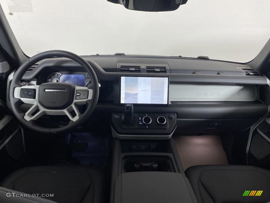 2023 Defender 110 SE - Fuji White / Ebony photo #4